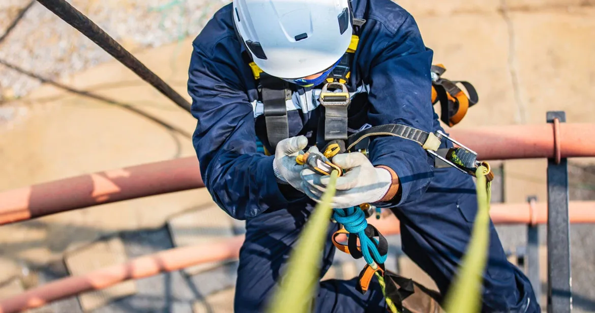 rope access inspection and maintenance services UAE